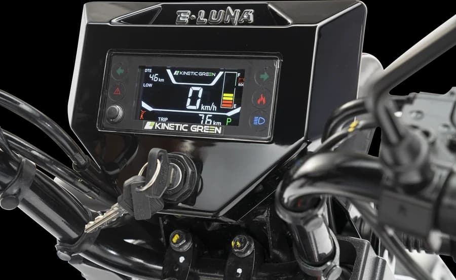 Digital colour instrument cluster on a Kinetic Green E-Luna